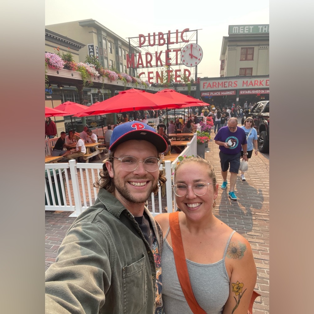 Meet your Poshers, Michael and Helen!